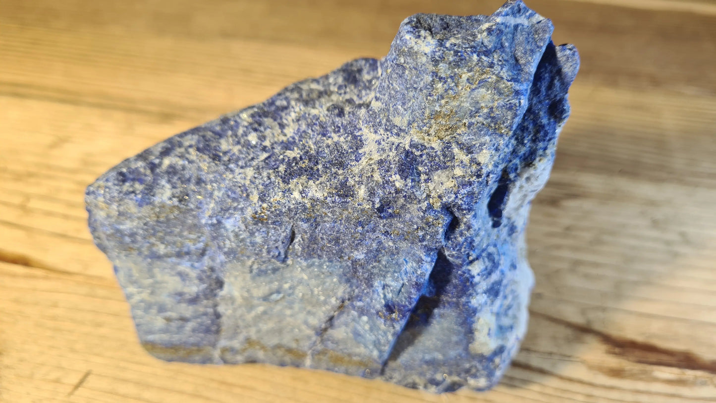 Pierre de lapis-lazuli brute de 841g Lapis-Lazuli