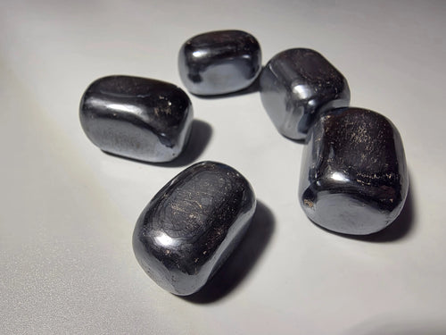 Pierre polie de shungite élite Cristal Roche