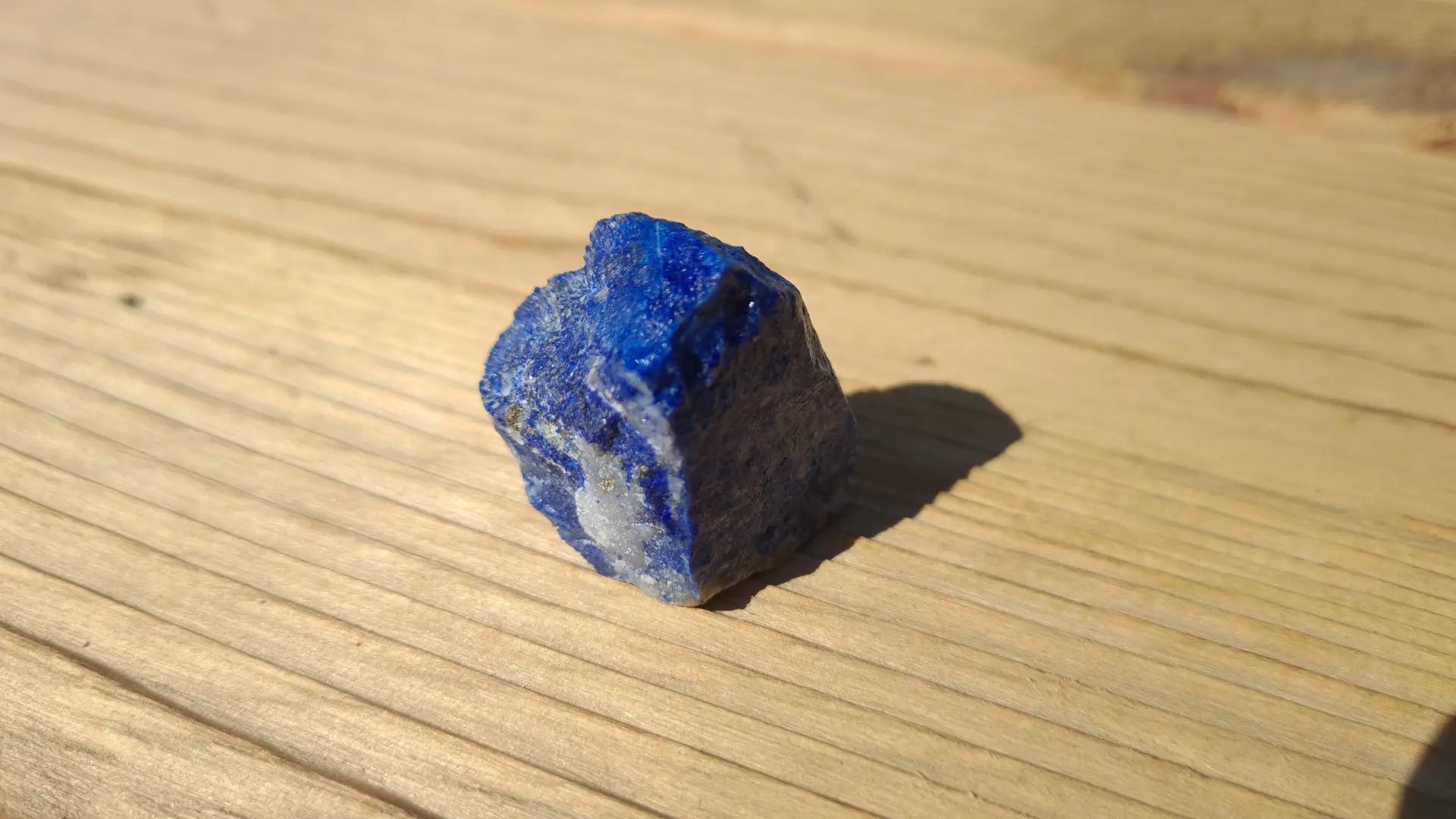Pierre de lapis-lazuli brute de 24g Lapis-Lazuli