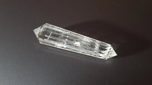 Cristal de quartz - 12 facettes - 8.4 x 2.2 cm - 44.6g Ma boutique