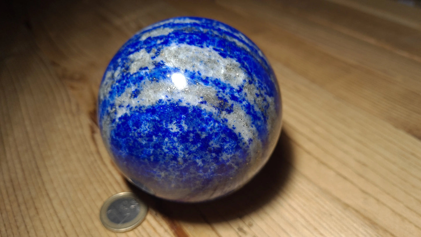 Sphère de 84mm de lapis-lazuli Lapis-Lazuli