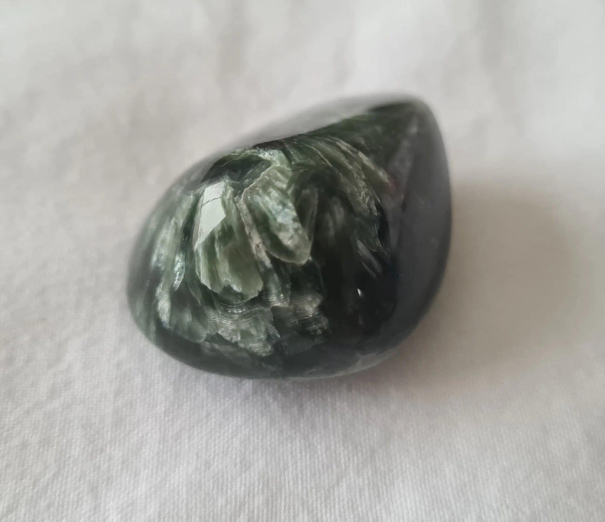 Cabochon en séraphinite Cristal Roche