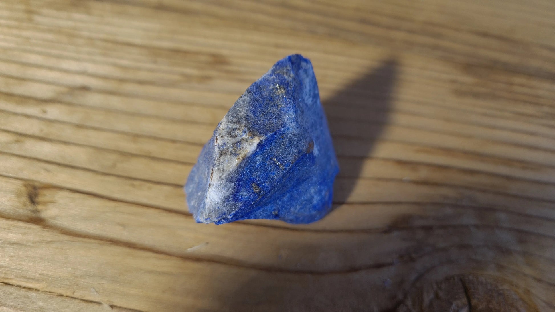 Pierre de lapis-lazuli brute de 38.4 Lapis-Lazuli