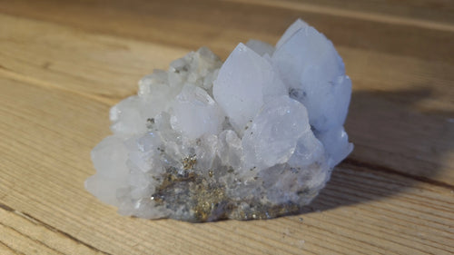 Amas de cristaux quartz et pyrite, 568g, 10x7.5cm Cristal Roche