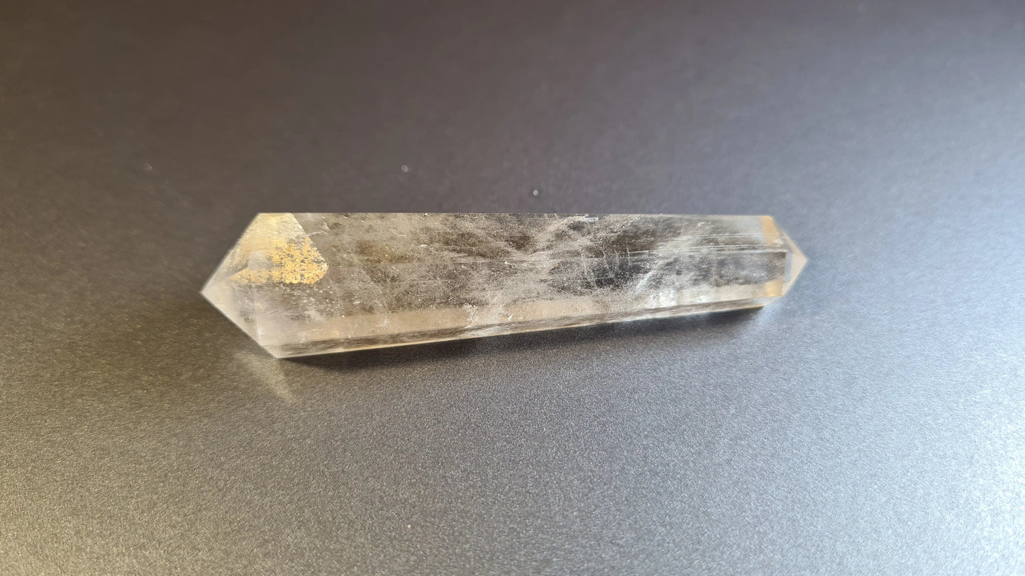Cristal de quartz - 6 facettes - 7.4 x 1.8 cm - 27.8 g Ma boutique