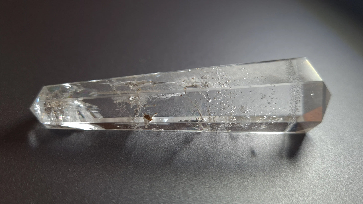 Cristal de quartz - 6 facettes - 7.2 x 1.8 cm - 24.2 g Ma boutique