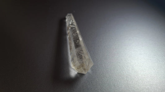 Cristal de quartz - 6 facettes - 9.1 x 1.8 cm - 28.3 g Ma boutique