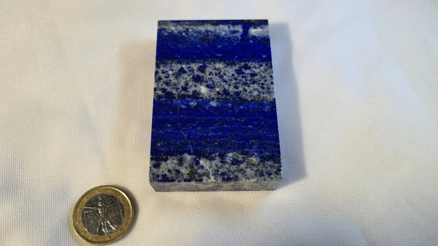 Plaque de lapis lazuli 1.3x5x7.5cm Cristal Roche