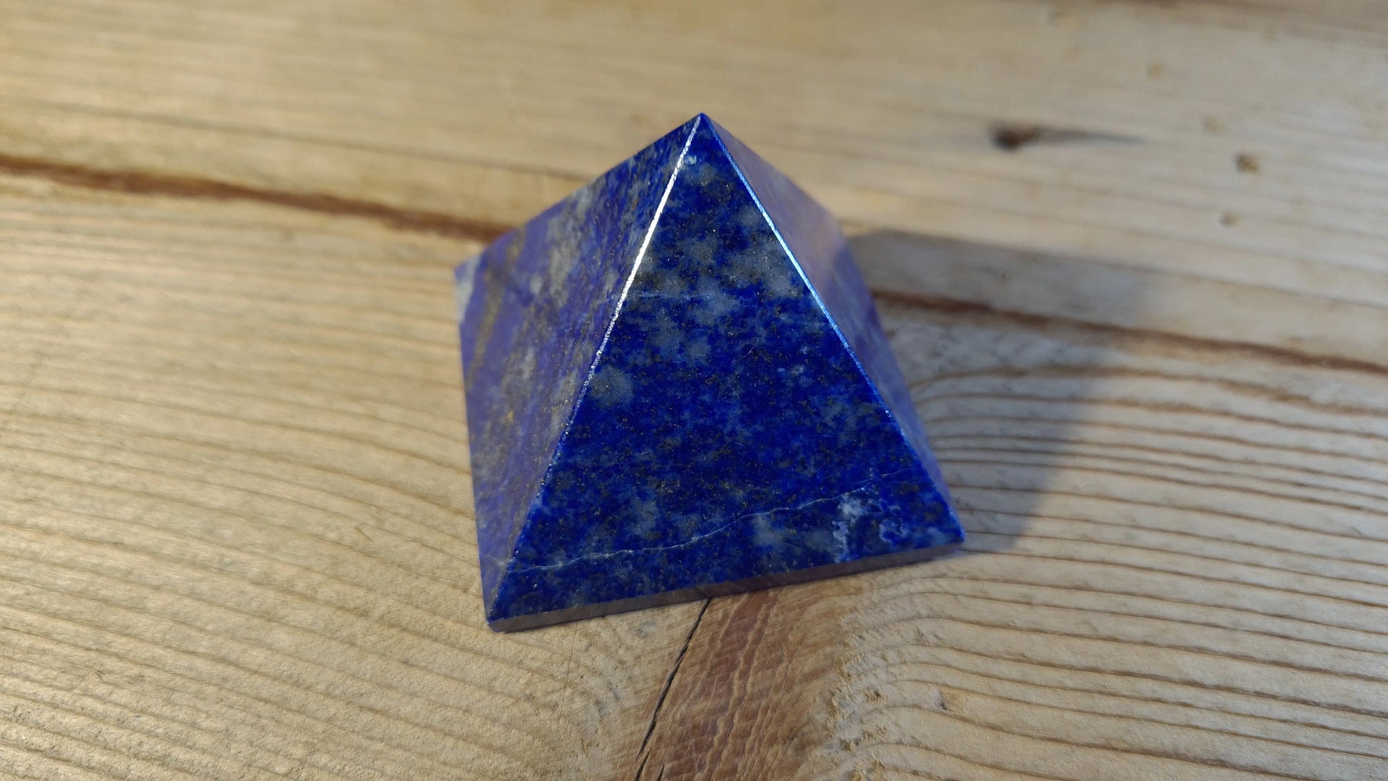 Pyramide en lapis-lazuli de 5cm Cristal Roche