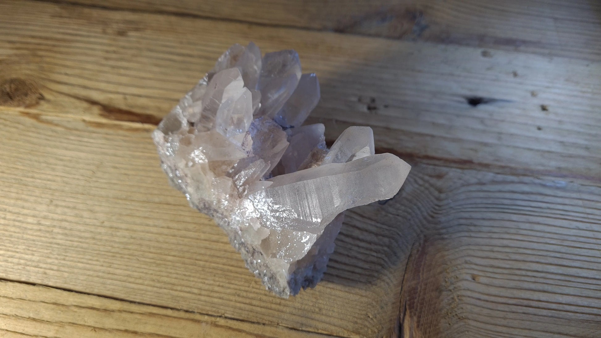 Amas de cristaux de roche / quartz 399g, 9x5cm Cristal Roche