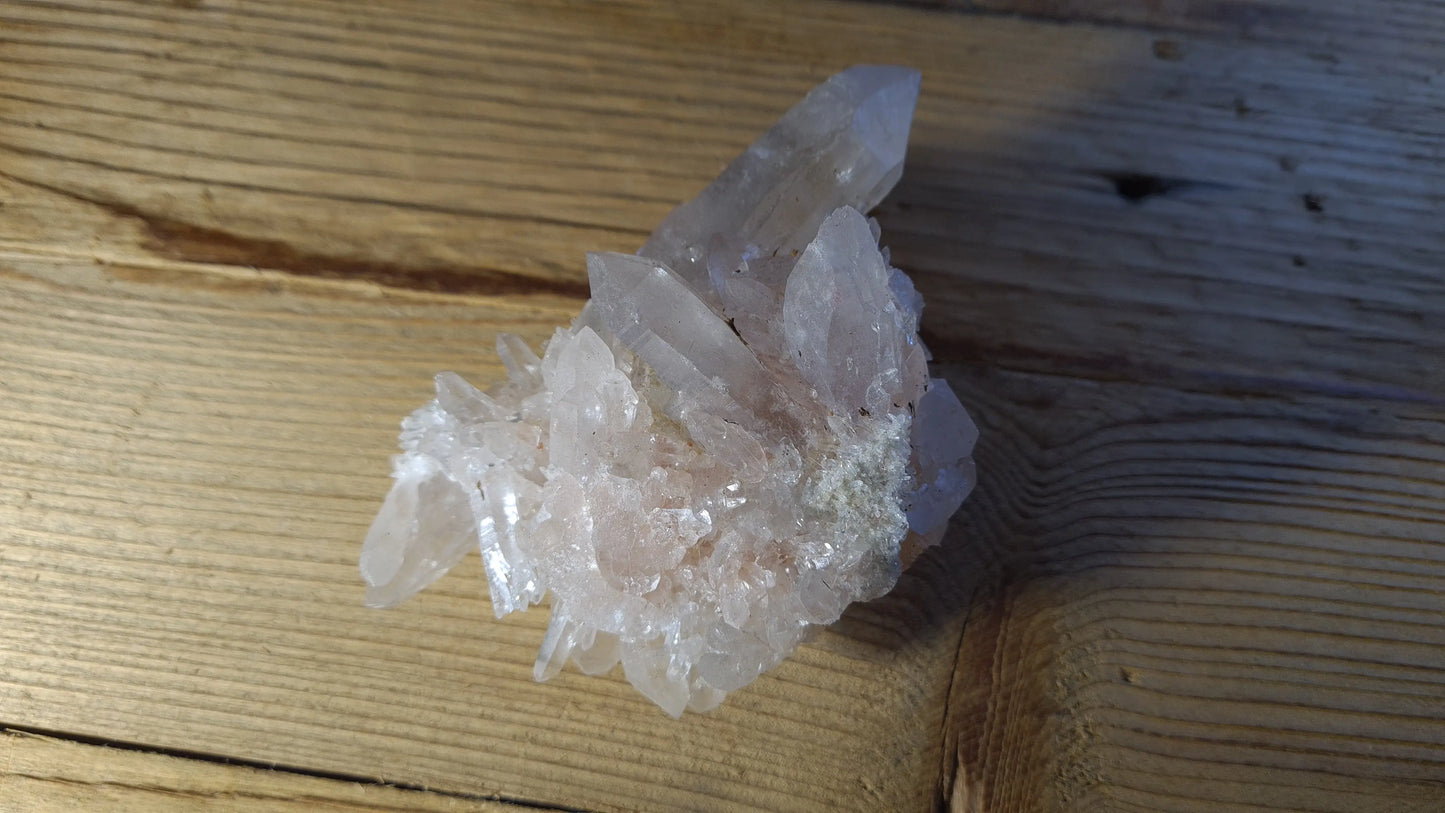 Amas de cristaux de roche / quartz 298g, 11x7cm Cristal Roche