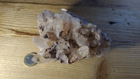 Amas de cristaux de roche / quartz 579g, 13x10cm Cristal Roche