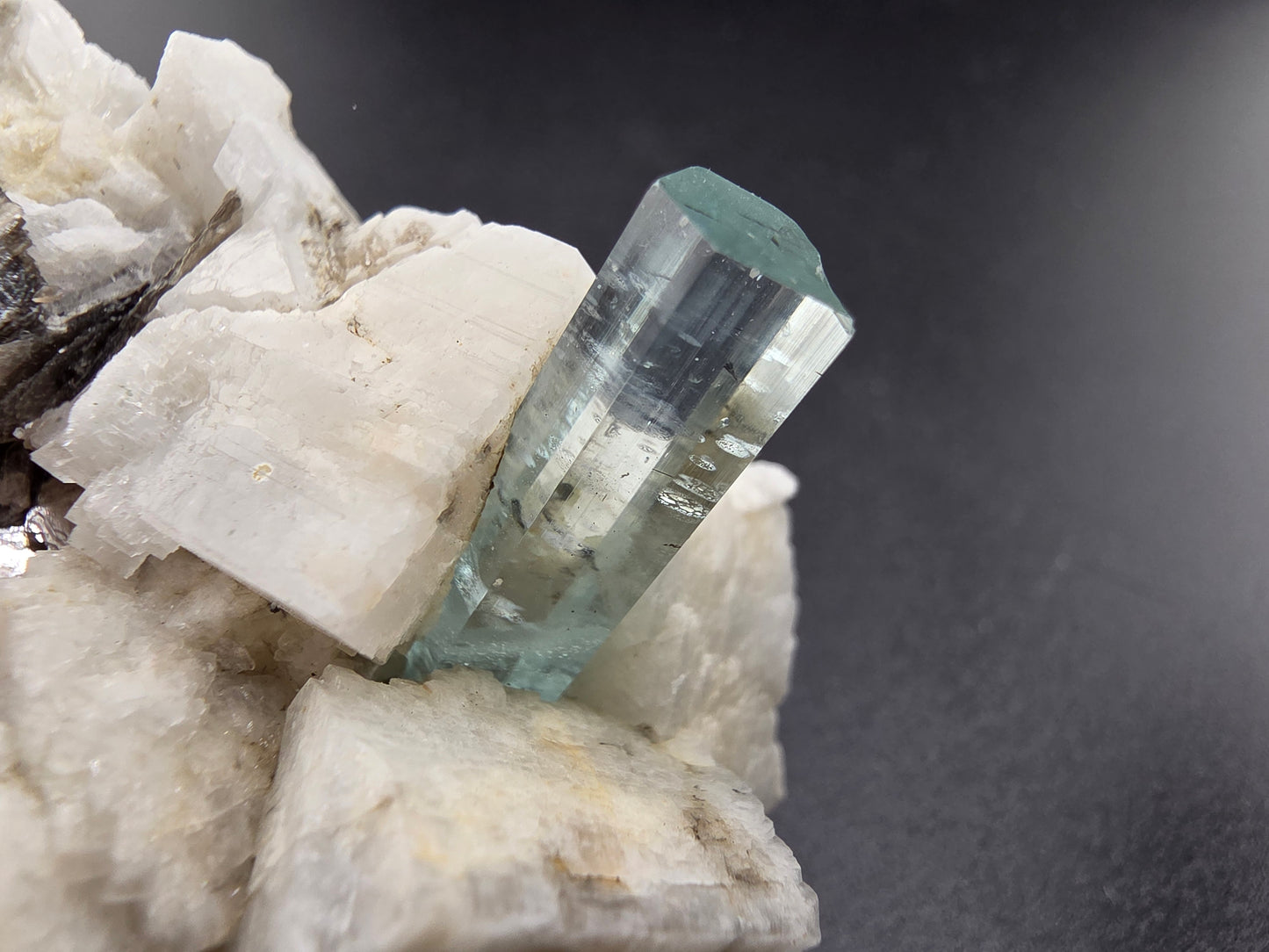 1 - Aigue-marine Cristal Roche
