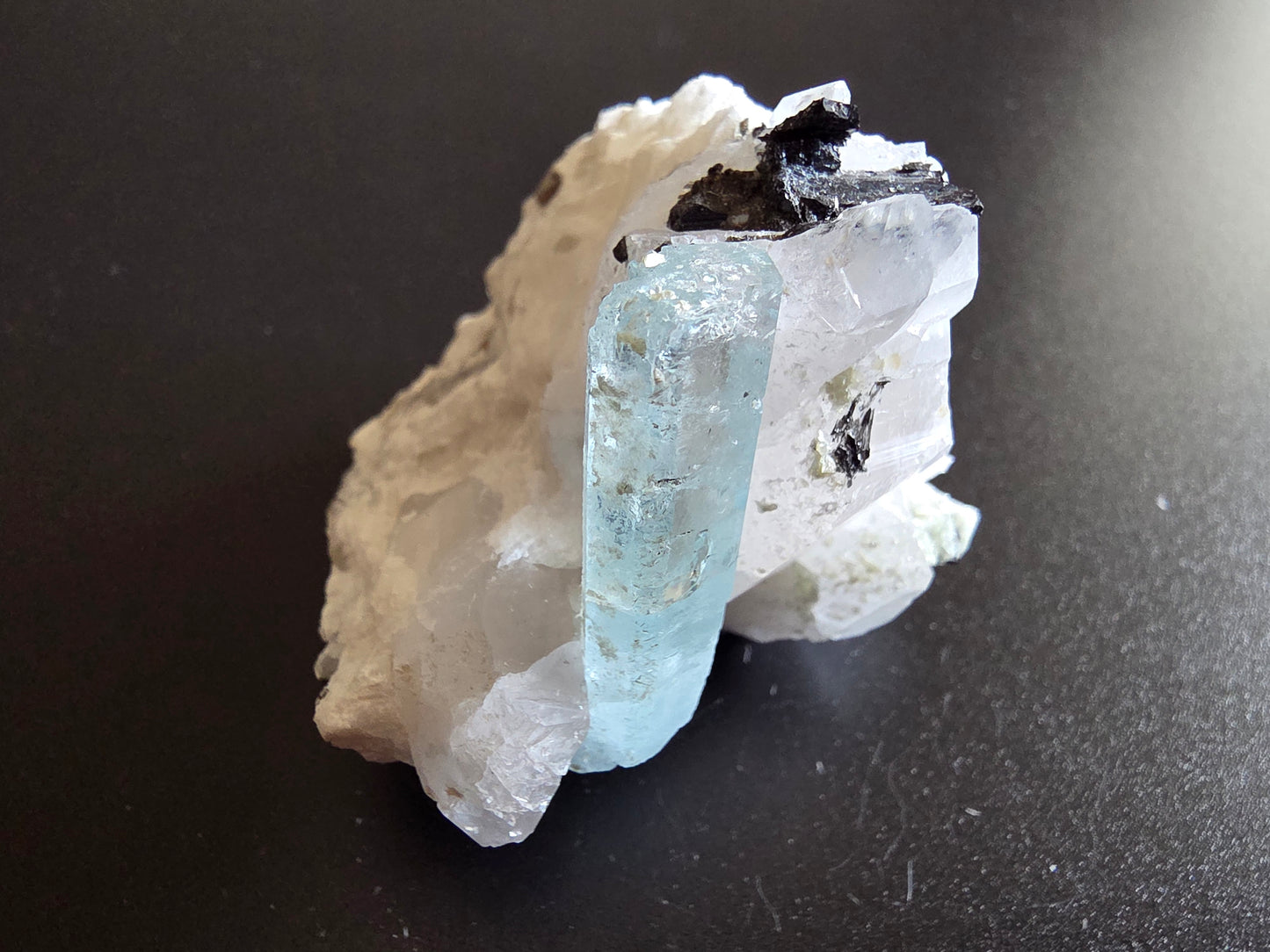 37 - Aigue-marine Cristal Roche