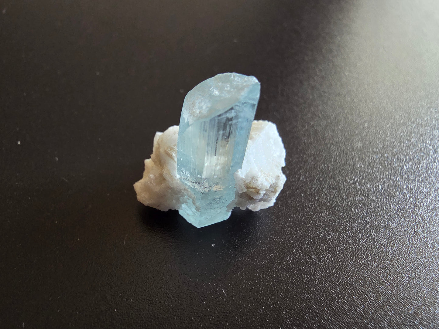 19 - Aigue-marine Cristal Roche