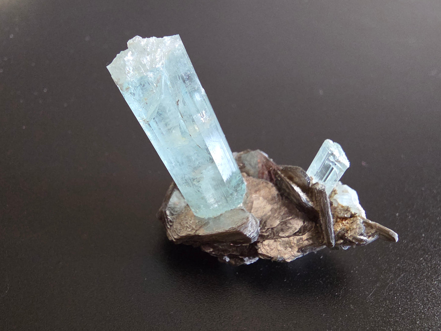 34 - Aigue-marine Cristal Roche