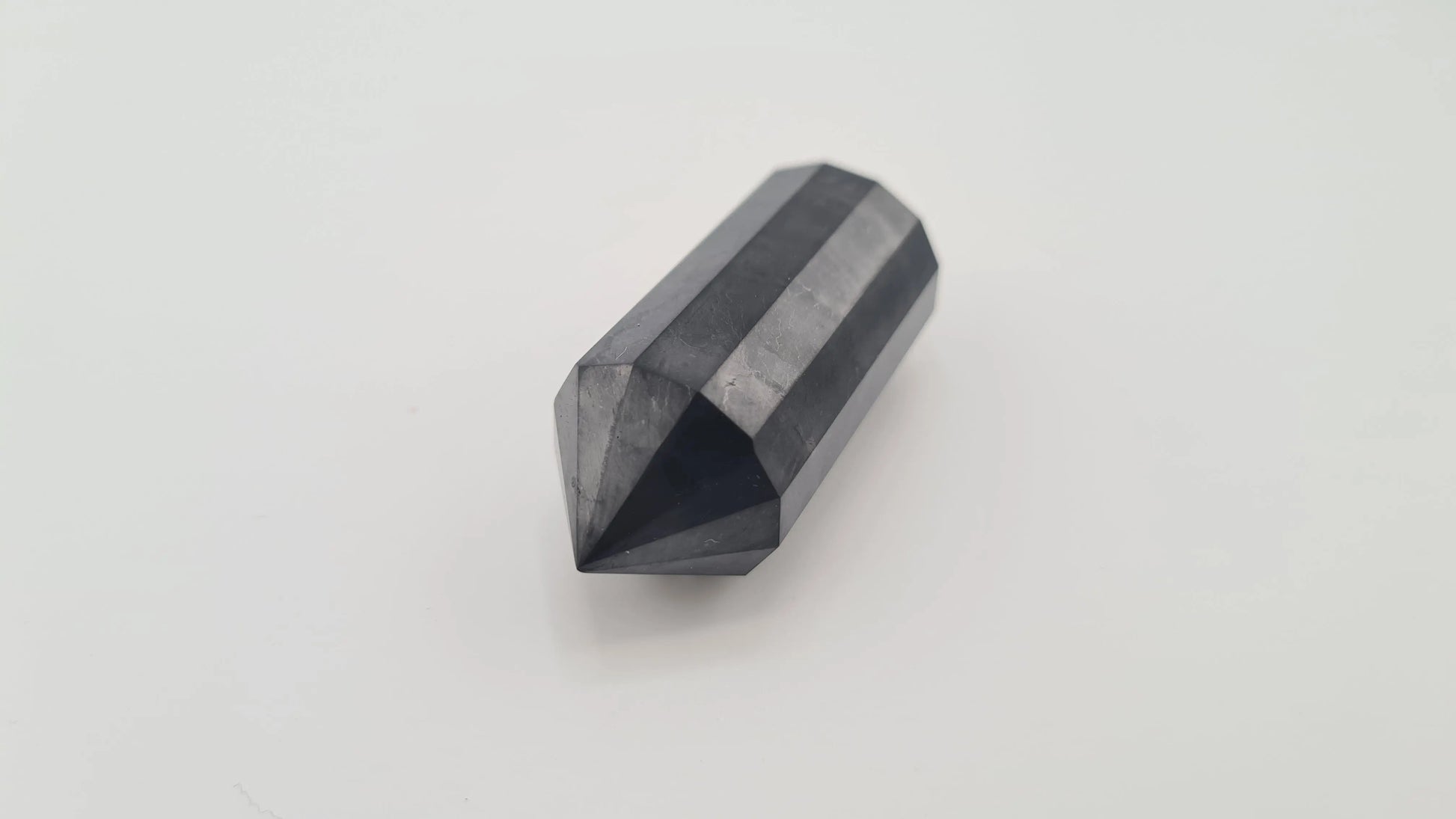 Shungite 12 facettes Cristal Roche
