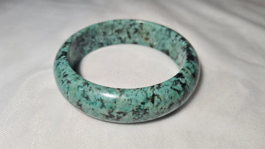 Bracelet massif "jonc" en turquoise Cristal Roche