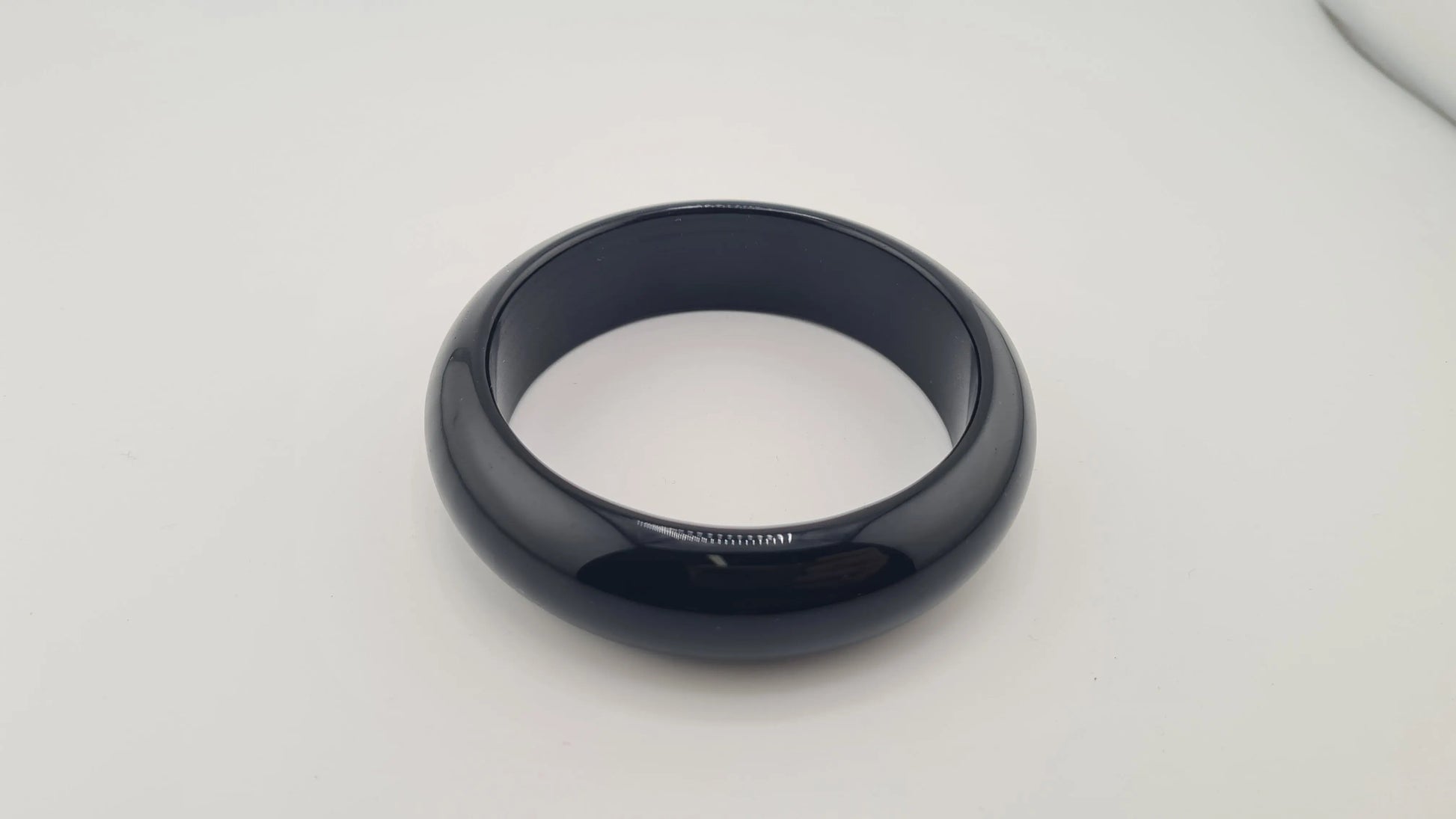 Bracelet massif "jonc" en obsidienne Cristal Roche