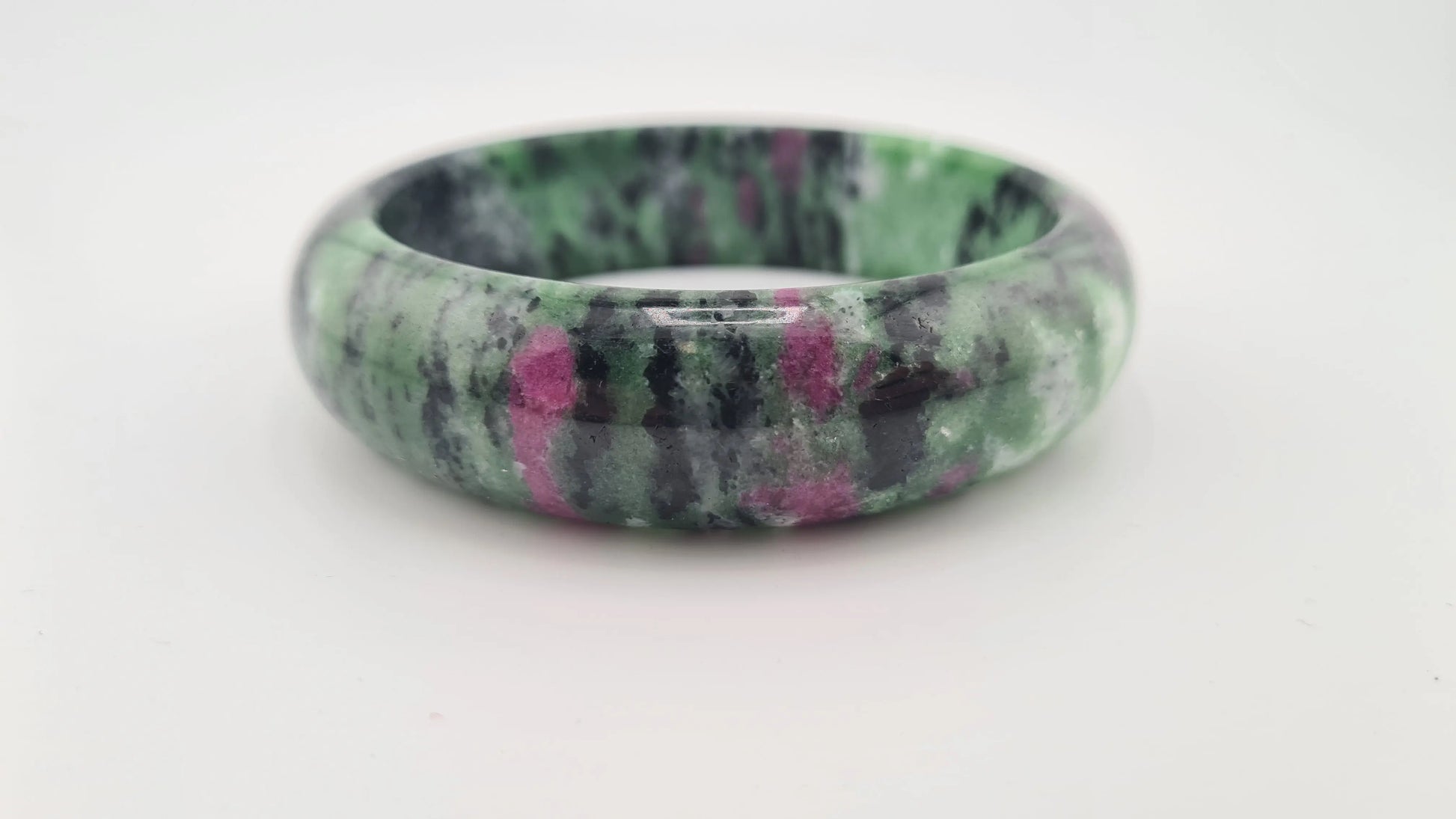 Bracelet massif "jonc" en rubis zoïsite Cristal Roche
