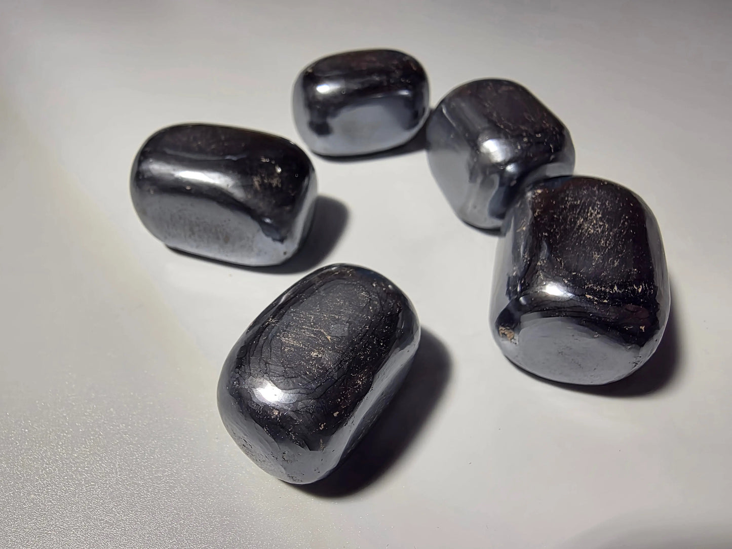 Pierre polie de shungite élite Cristal Roche