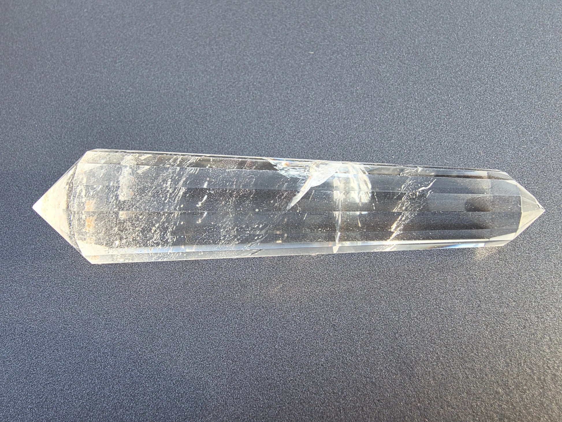 Cristal de quartz - 16 facettes - 10.8 x 2.4 cm - 80.3g Ma boutique