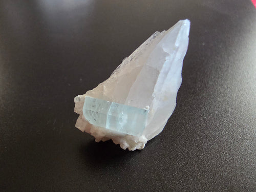 31 - Aigue-marine Cristal Roche