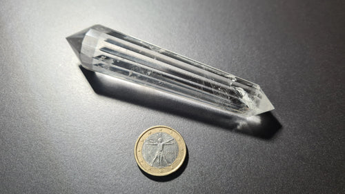 Cristal de quartz - 16 facettes - 10.7 x 2.3 cm - 73.9g Ma boutique