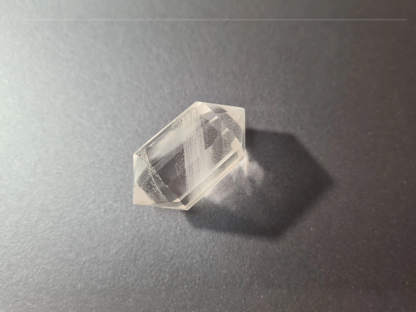 Petits cristaux de quartz 12 facettes Cristal Roche