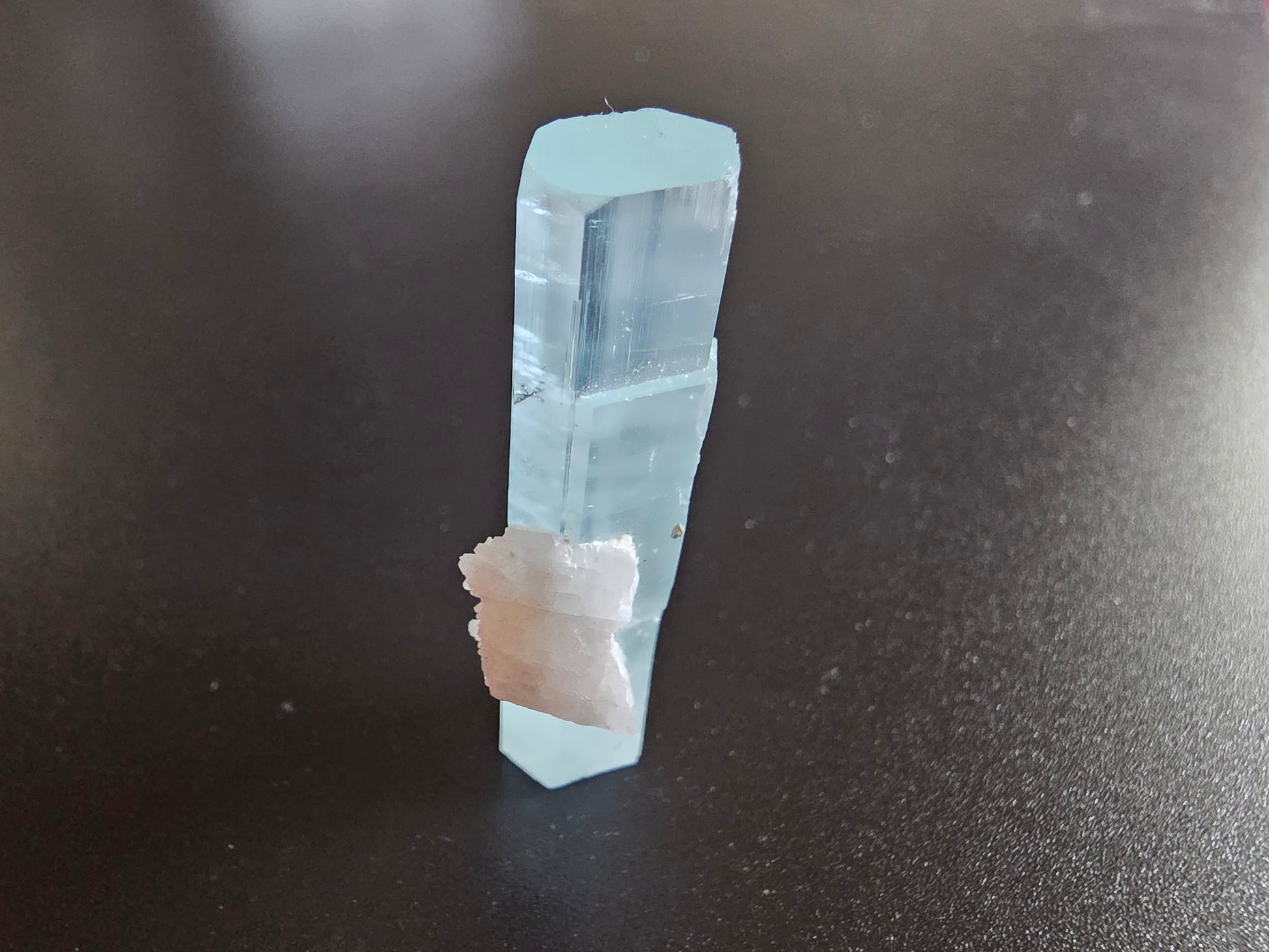 40 - Aigue-marine Cristal Roche